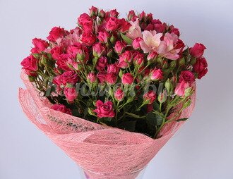 "Лучшие Чувства" - букет из кустовых роз
